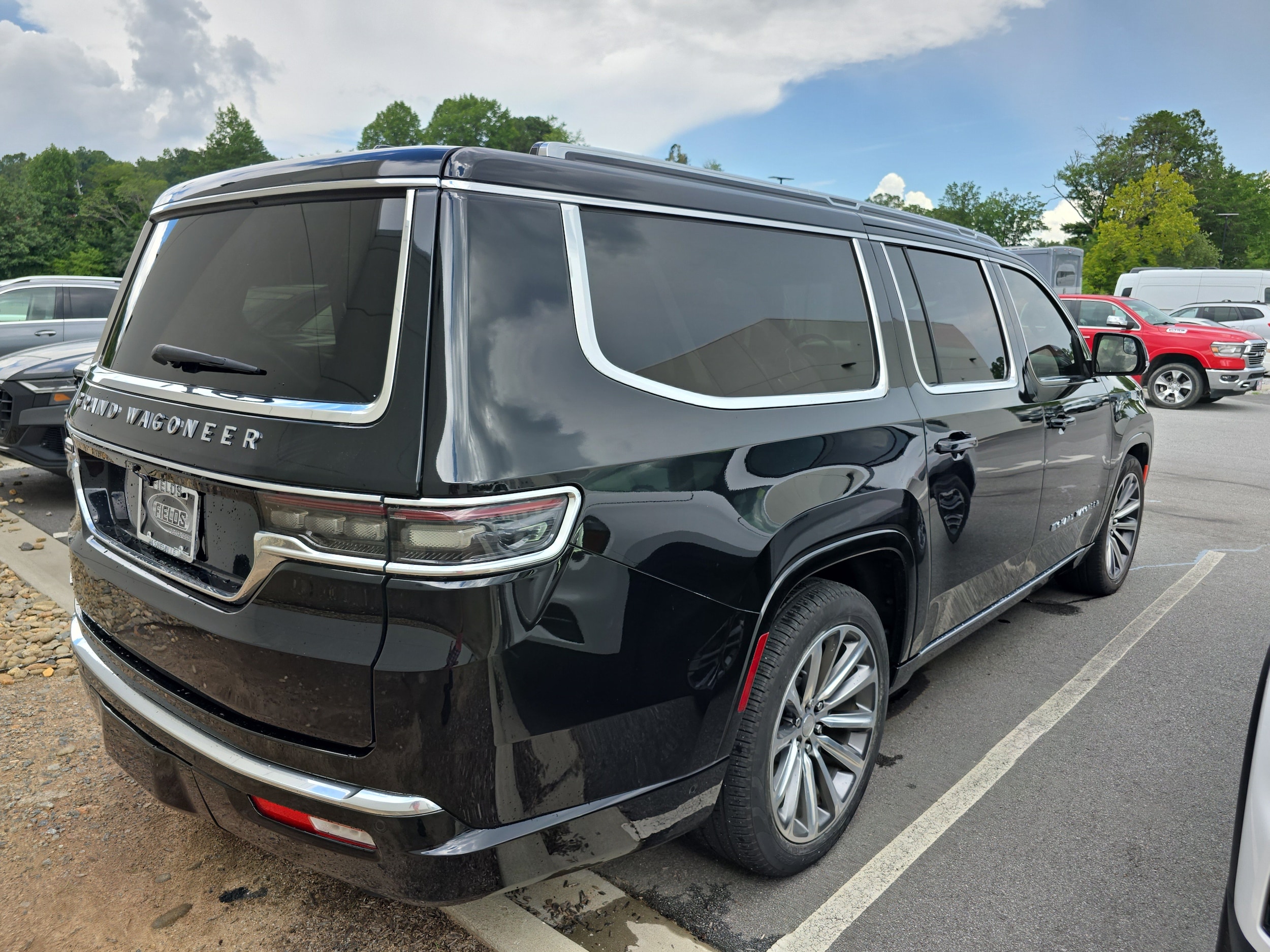 jeep grand wagoneer l 2023 1C4SJSEP3PS584044 image jeep grand wagoneer l 2023 1C4SJSEP3PS584044 image